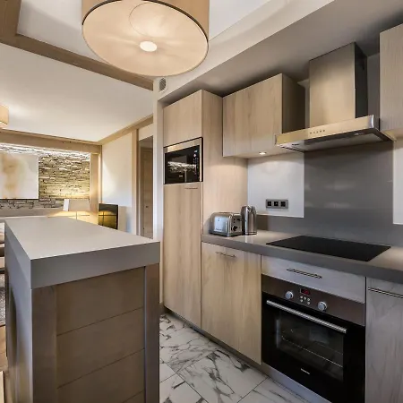 Moderne A Avec Parking Et Wifi - Fr-1-562-64 *