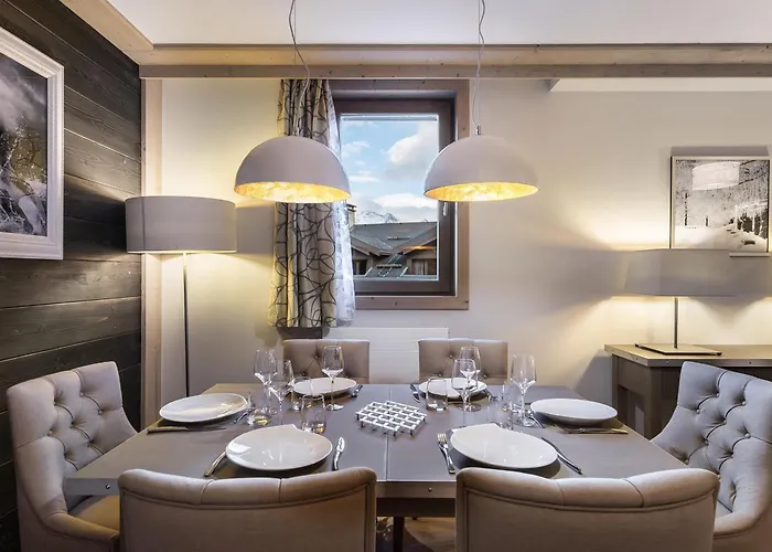 Moderne A Avec Parking Et Wifi - Fr-1-562-64 Courchevel